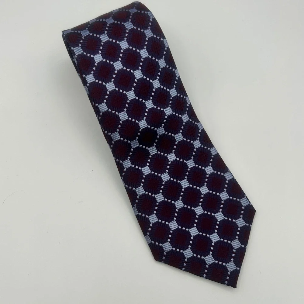 Cape Cod Neckwear Mens Silk Tie Burgundy Blue Geometric Medallion Woven Classic